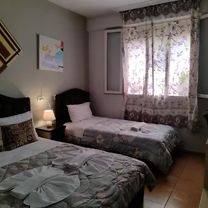 De Rada Konukevi Tiran