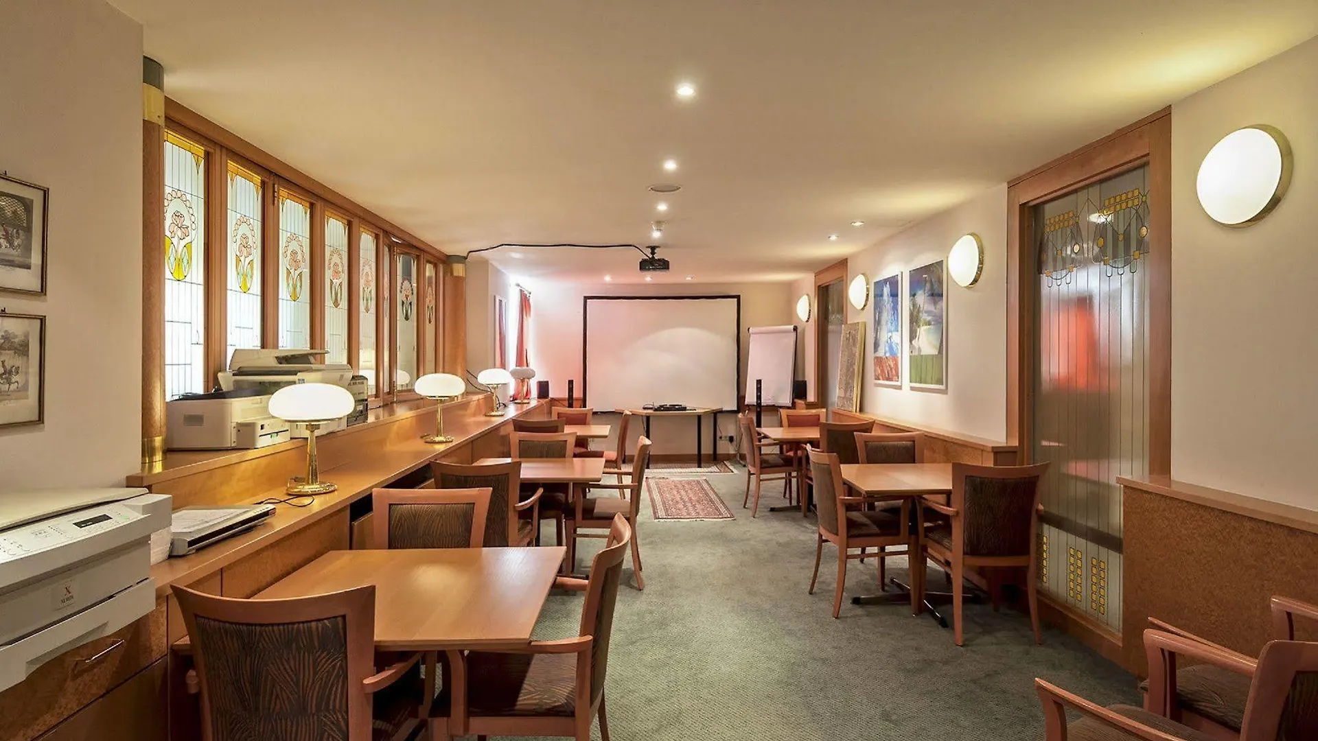 ****  Club Hotel Cortina Wien Österrike